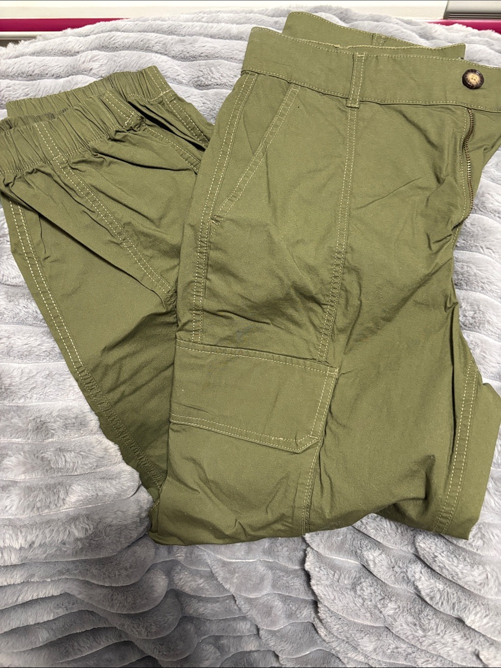 Reitmans Olive Green Cargo Jumpsuit-Style Pants